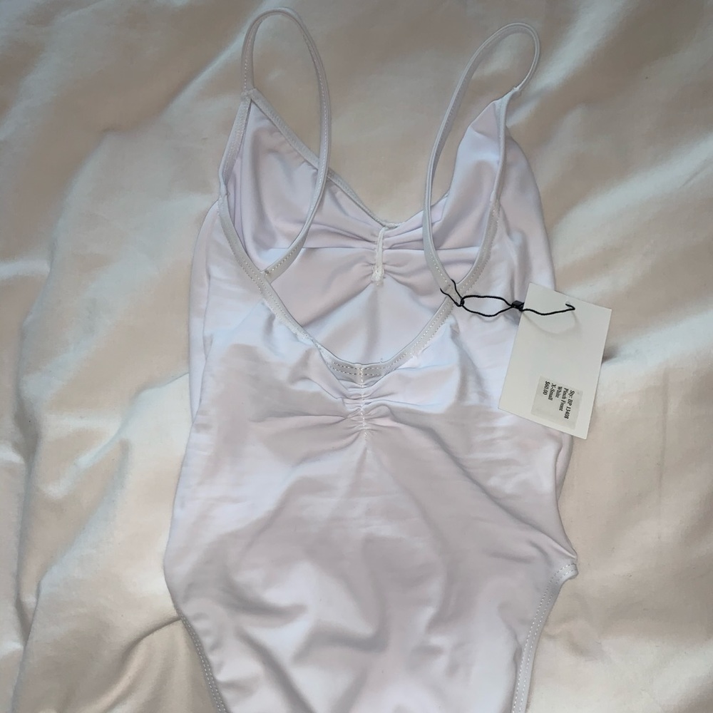 Bullet pointe white Leo - Picture 4 of 4